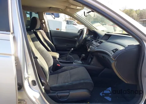 2009 Honda Accord 2.4 Lx z USA, uszkodzony, nr VIN 1HGCP26359A033882